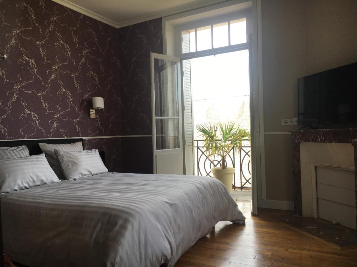 위제르슈 Les Roches Bleues B&B 외부 사진